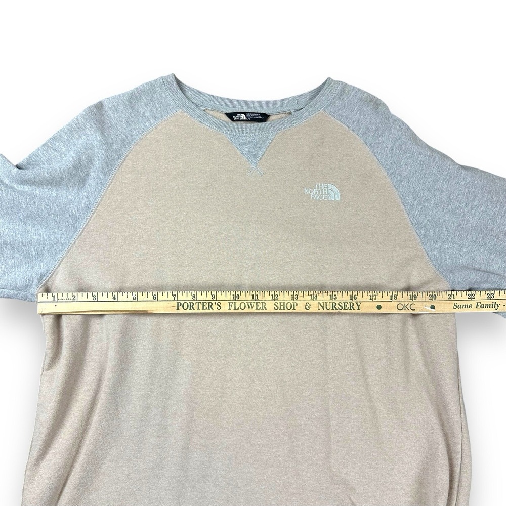 The North Face Men's Gray Sweatshirt - Picture 7 of 10